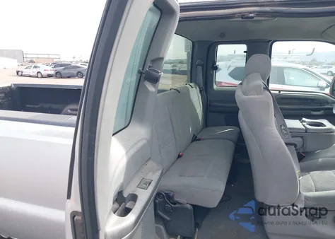 2004 Ford F-250 Lariat/Xl/Xlt из США, поврежденный, VIN 1FTNX20P34EB07742